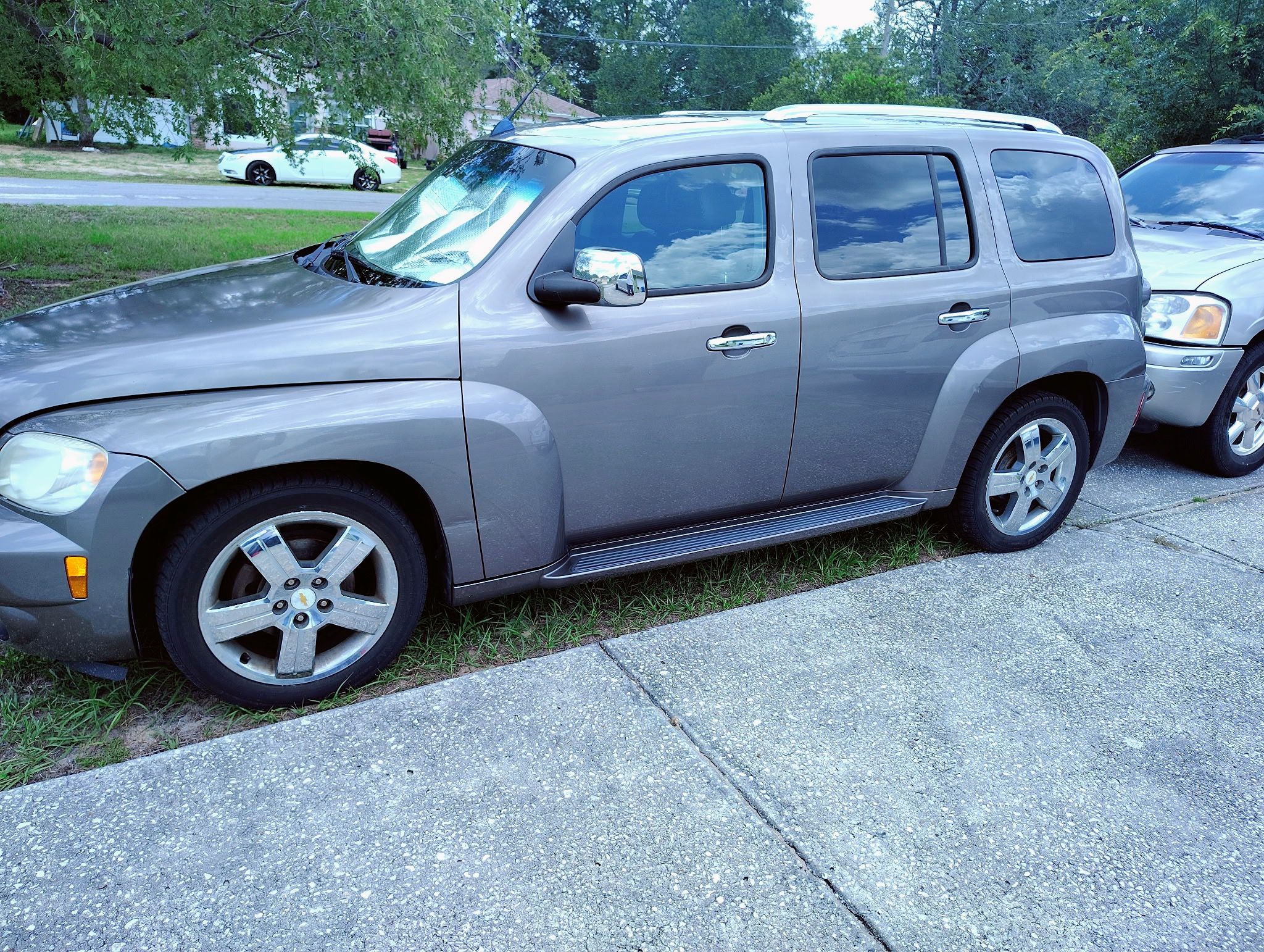 Used 2011 Chevrolet HHR LT w/ LT Preferred Equipment Group FWD image 10