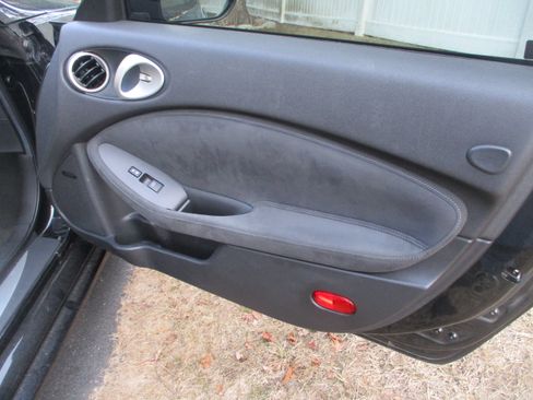 Used 2012 Nissan 370Z Touring w/ Sport Pkg image 12