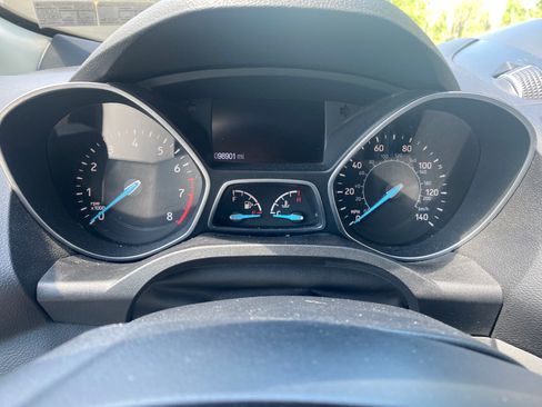 Used 2017 Ford Escape Titanium AWD/4WD image 5