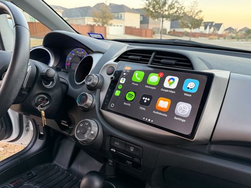 Used 2011 Honda Fit Sport image 20