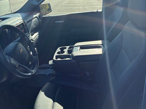 Used 2024 Chevrolet Silverado 1500 W/T w/ Trailering Package image 12