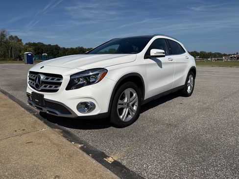 Used 2019 Mercedes-Benz GLA 250 4MATIC image 15