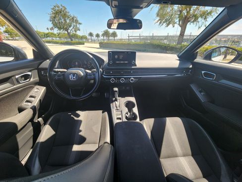 Used 2022 Honda Civic Sport image 11