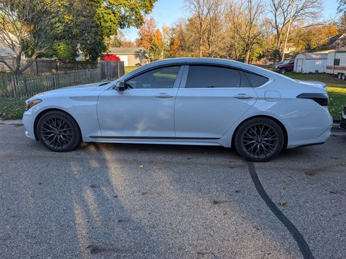 Used 2018 Genesis G80 3.3T Sport image 2