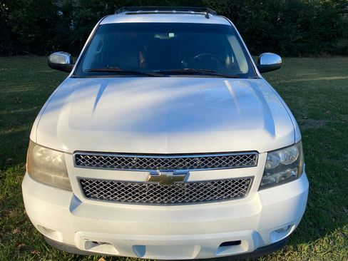 Used 2010 Chevrolet Tahoe LTZ image 1
