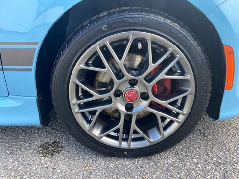 Used 2017 FIAT 500 Abarth w/ Popular Equipment Package FWD image 16