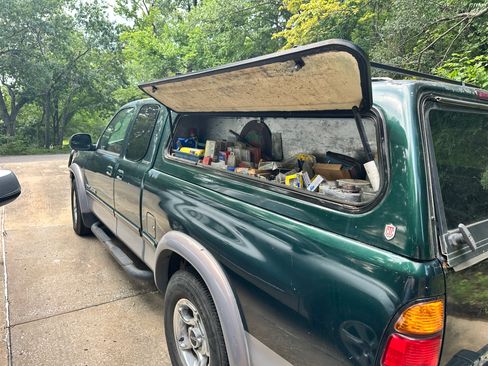 Used 2000 Toyota Tundra Limited RWD image 6