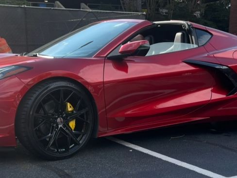 Used 2021 Chevrolet Corvette Stingray Preferred Cpe w/ 2LT image 4