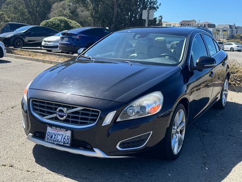 Used 2011 Volvo S60 T6 image 1