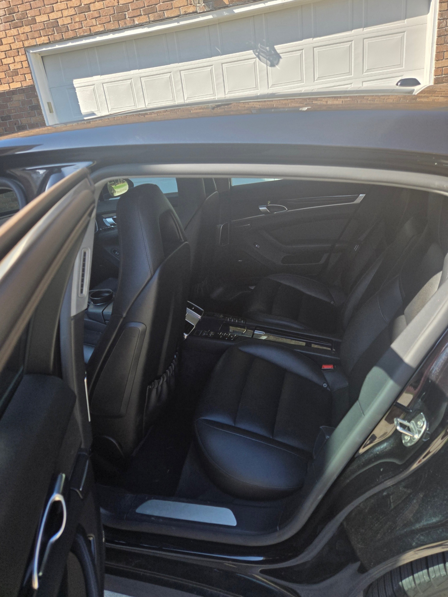 Used 2016 Porsche Panamera S RWD image 5