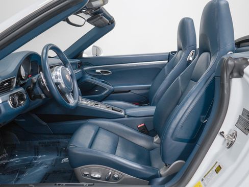 Used 2013 Porsche 911 Carrera S image 19