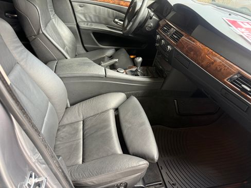 Used 2008 BMW 550i Sedan image 10