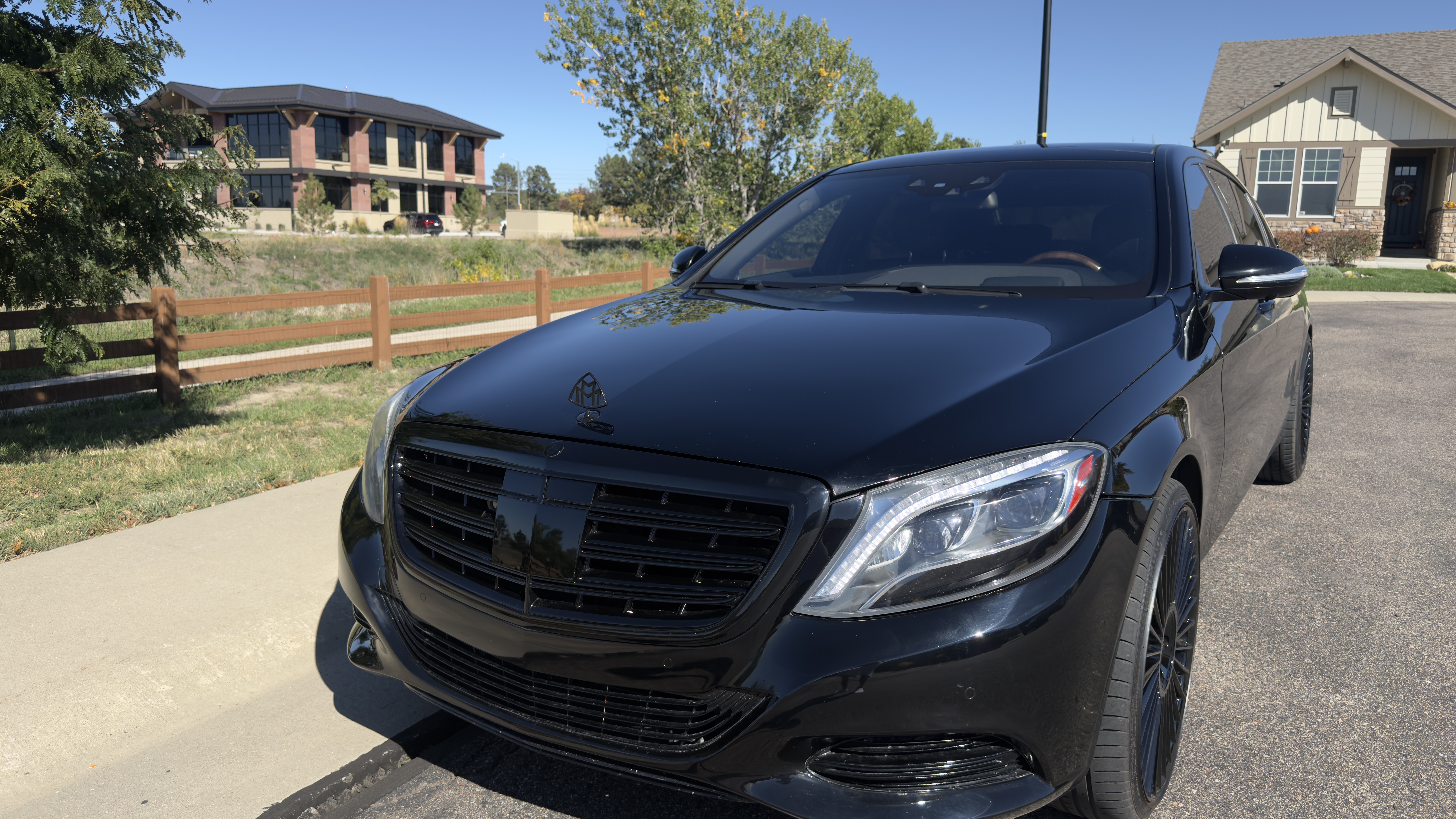 Used 2016 Mercedes-Benz Maybach S 600 image 1