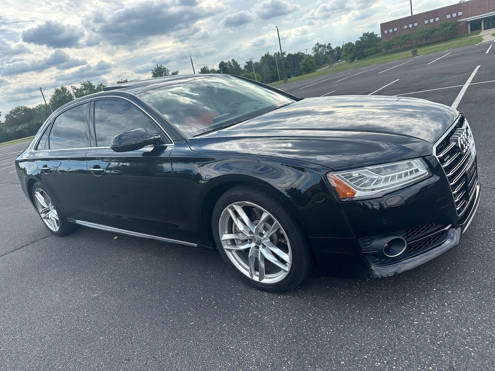 Used 2016 Audi A8 L 4.0T AWD/4WD image 1
