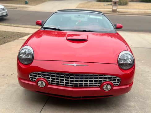 Used 2003 Ford Thunderbird image 4