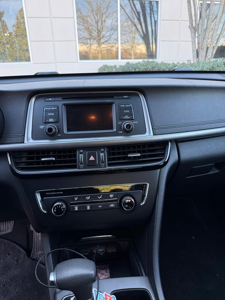 Used 2016 Kia Optima LX FWD image 5