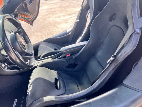 Used 2016 McLaren 570S Coupe image 25