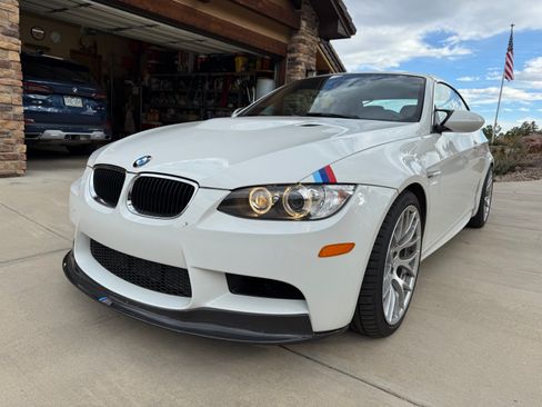 Used 2010 BMW M3 Convertible image 1