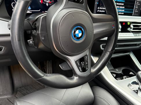Used 2023 BMW X5 xDrive45e w/ M Sport Package image 12