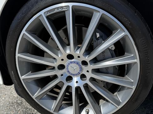 Used 2017 Mercedes-Benz C 300 4MATIC Sedan image 12