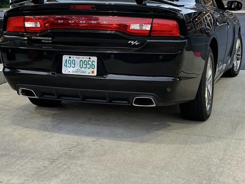 Used 2014 Dodge Charger R/T image 2