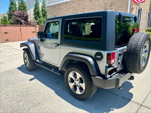 Used 2013 Jeep Wrangler Sport w/ Connectivity Group AWD/4WD image 1