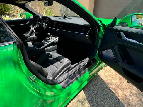 Used 2023 Porsche 911 Coupe image 10