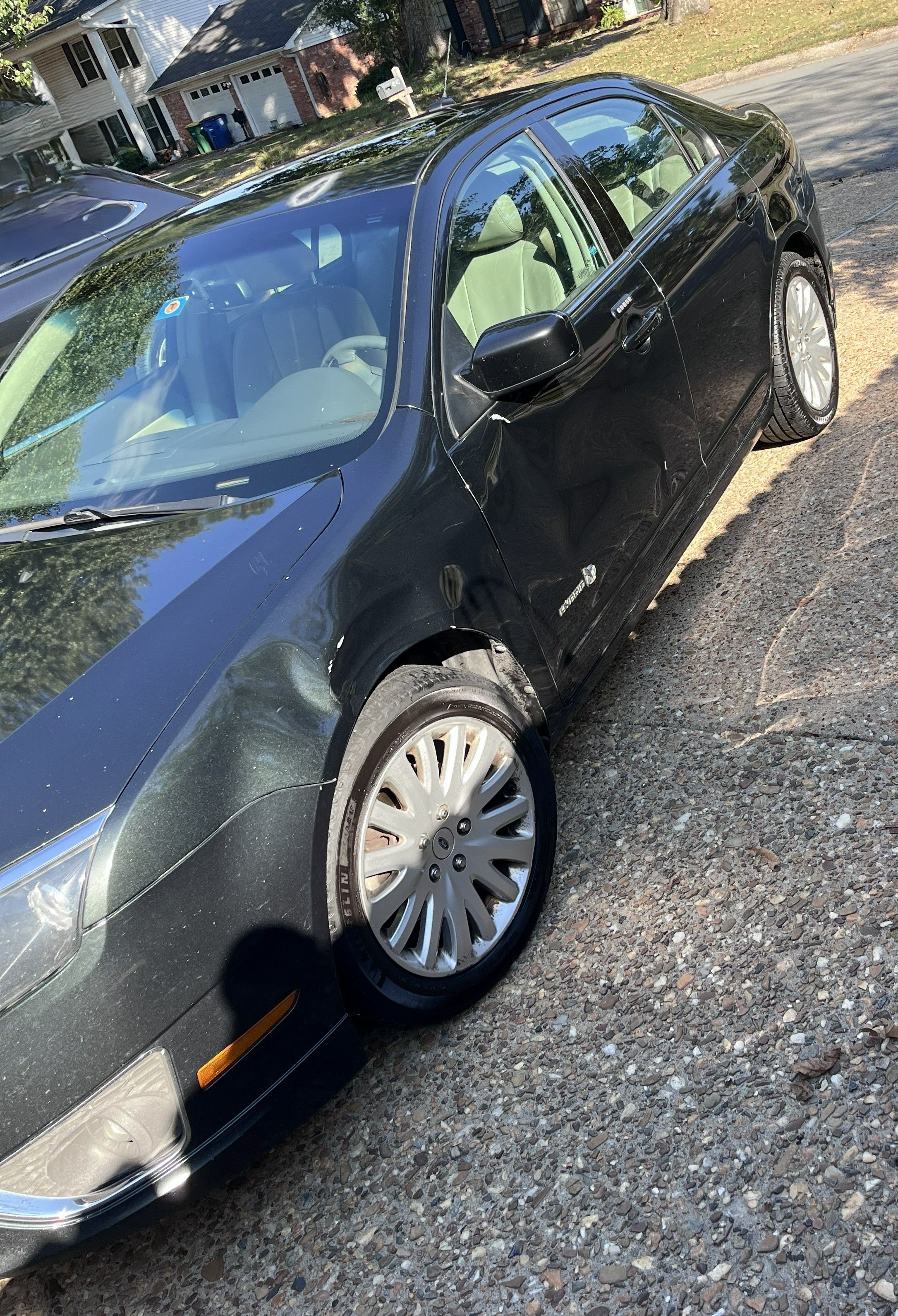 Used 2010 Ford Fusion Hybrid FWD image 16