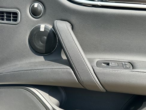 Used 2021 Maserati Ghibli S RWD image 12