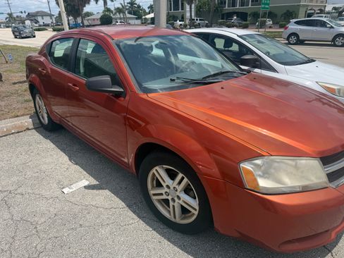 Used 2008 Dodge Avenger SXT FWD image 1