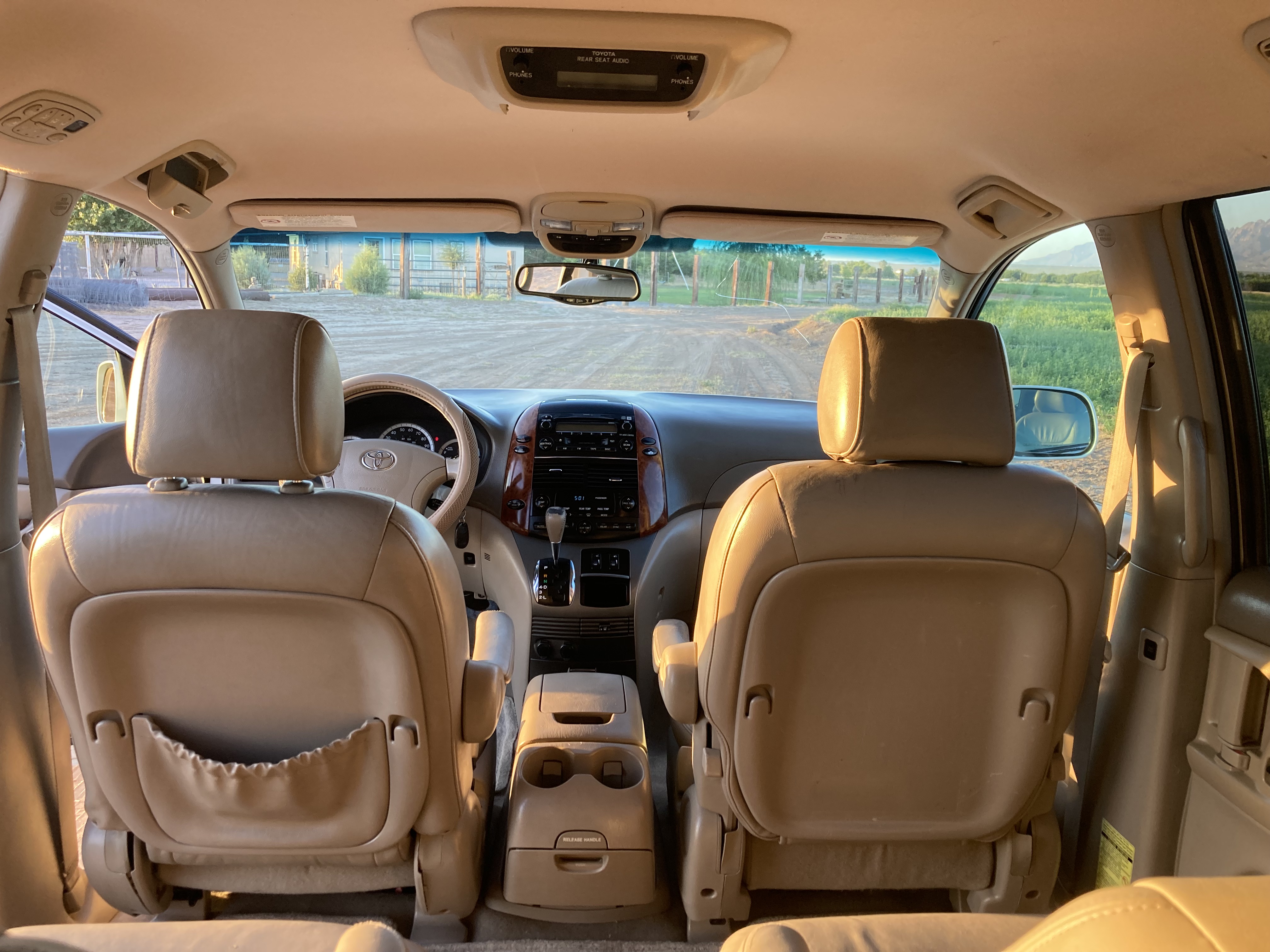 Used 2004 Toyota Sienna XLE w/ XLE Pkg 12 FWD image 15