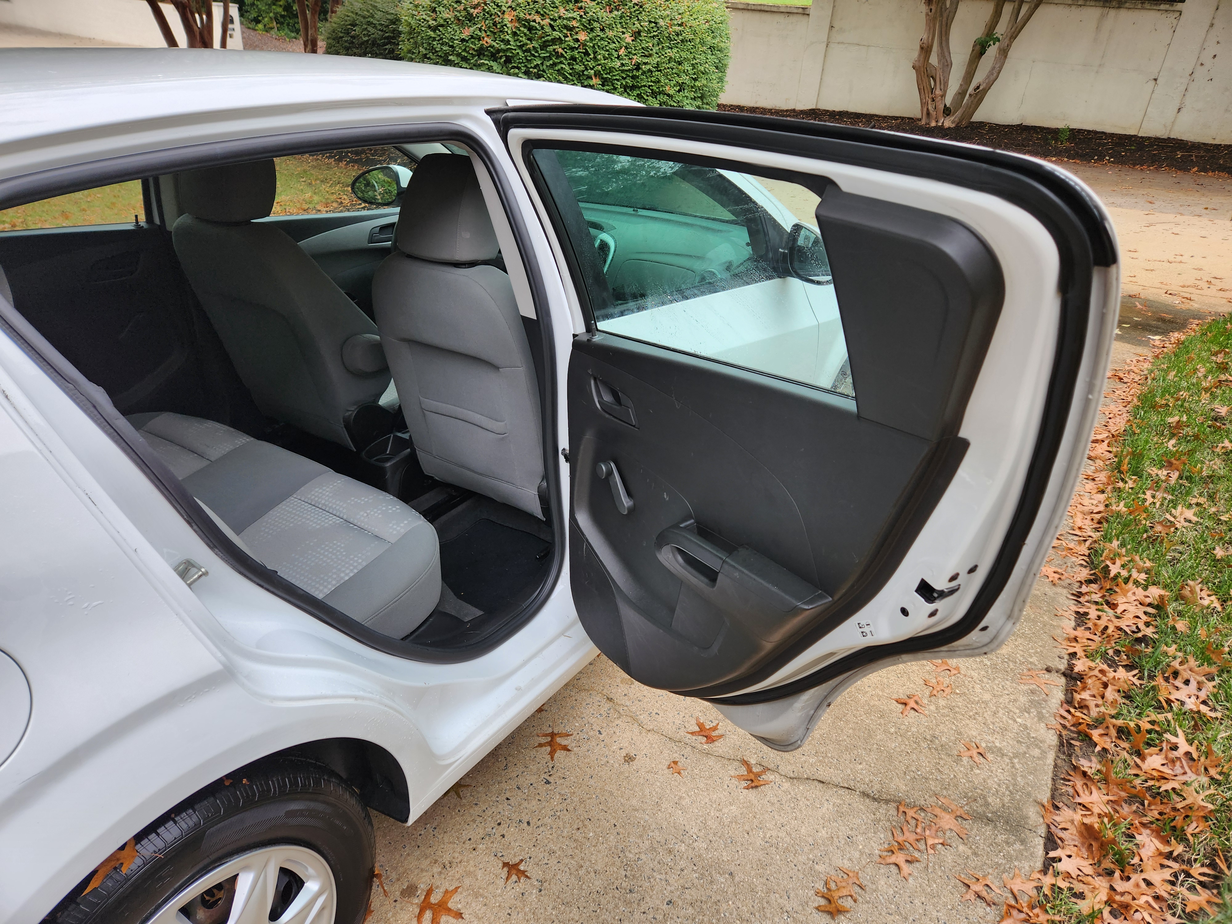 Used 2019 Chevrolet Sonic LT FWD image 18