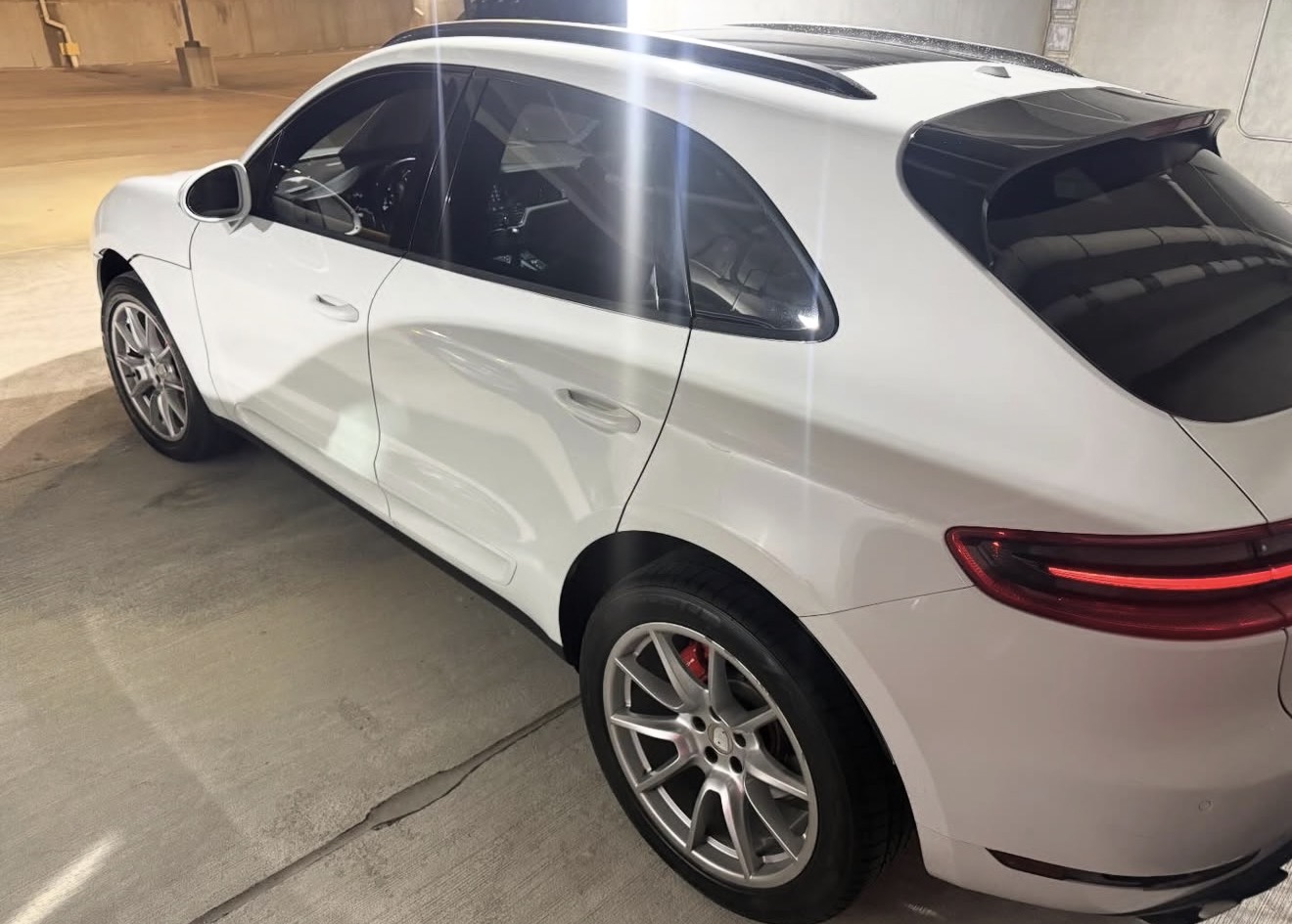 Used 2018 Porsche Macan S w/ Premium Package Plus AWD/4WD image 2