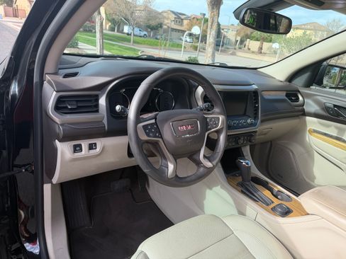 Used 2017 GMC Acadia Denali w/ Technology Package image 12