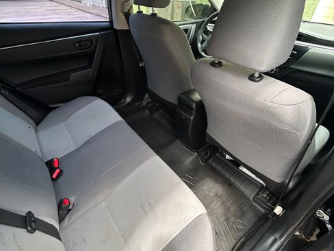 Used 2015 Toyota Corolla L FWD image 10