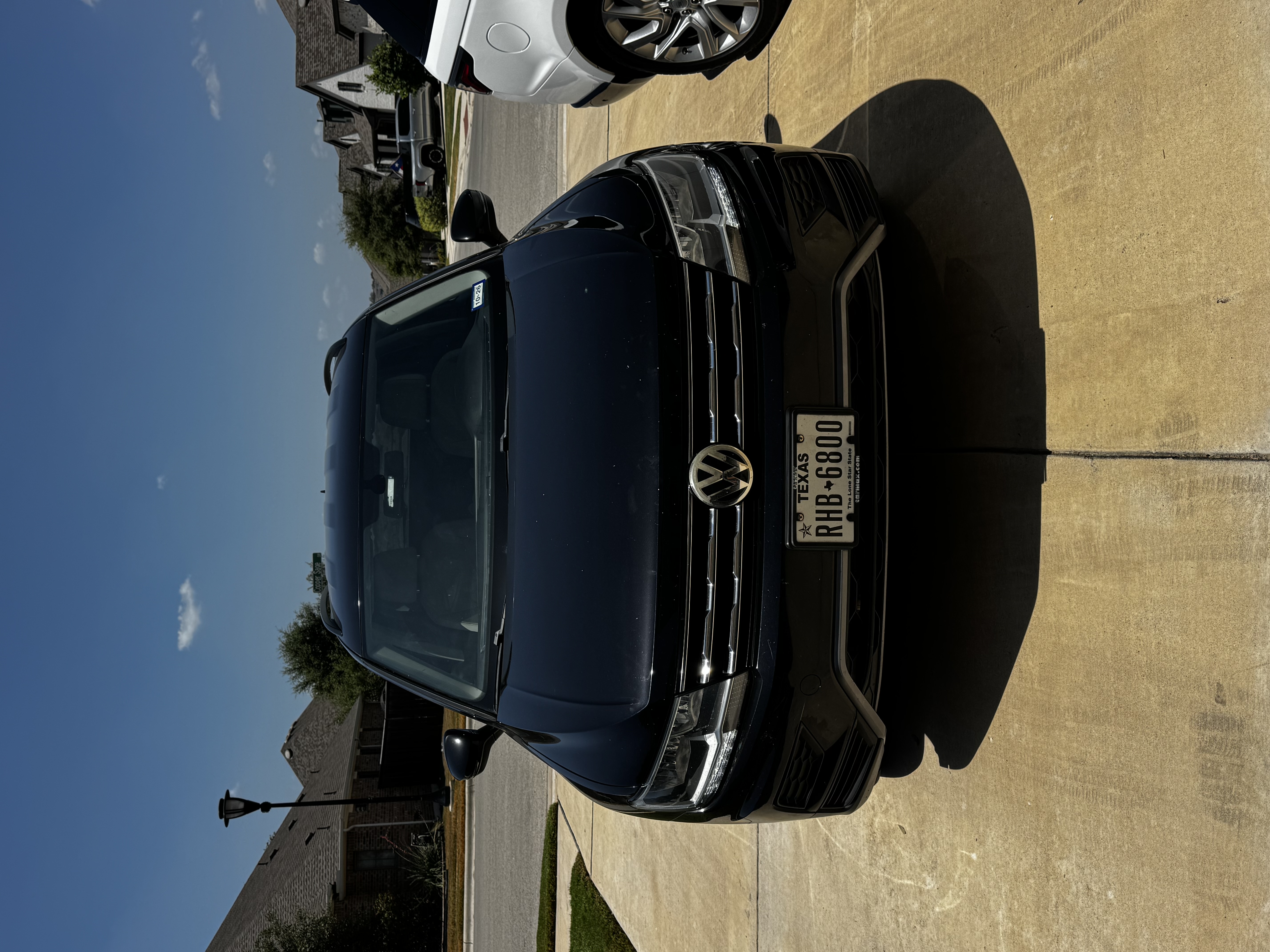 Used 2019 Volkswagen Tiguan SE FWD image 4
