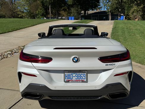 Used 2023 BMW 840i Convertible image 14