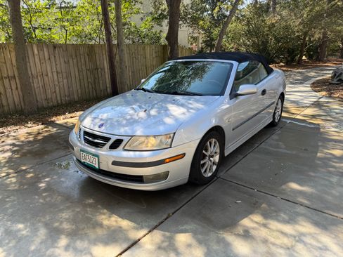 Used 2005 Saab 9-3 Arc FWD image 10