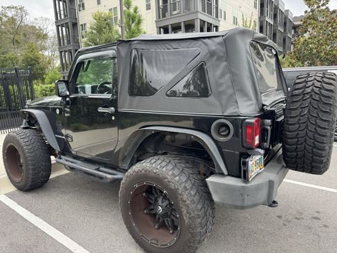 Used 2014 Jeep Wrangler Sport AWD/4WD image 2