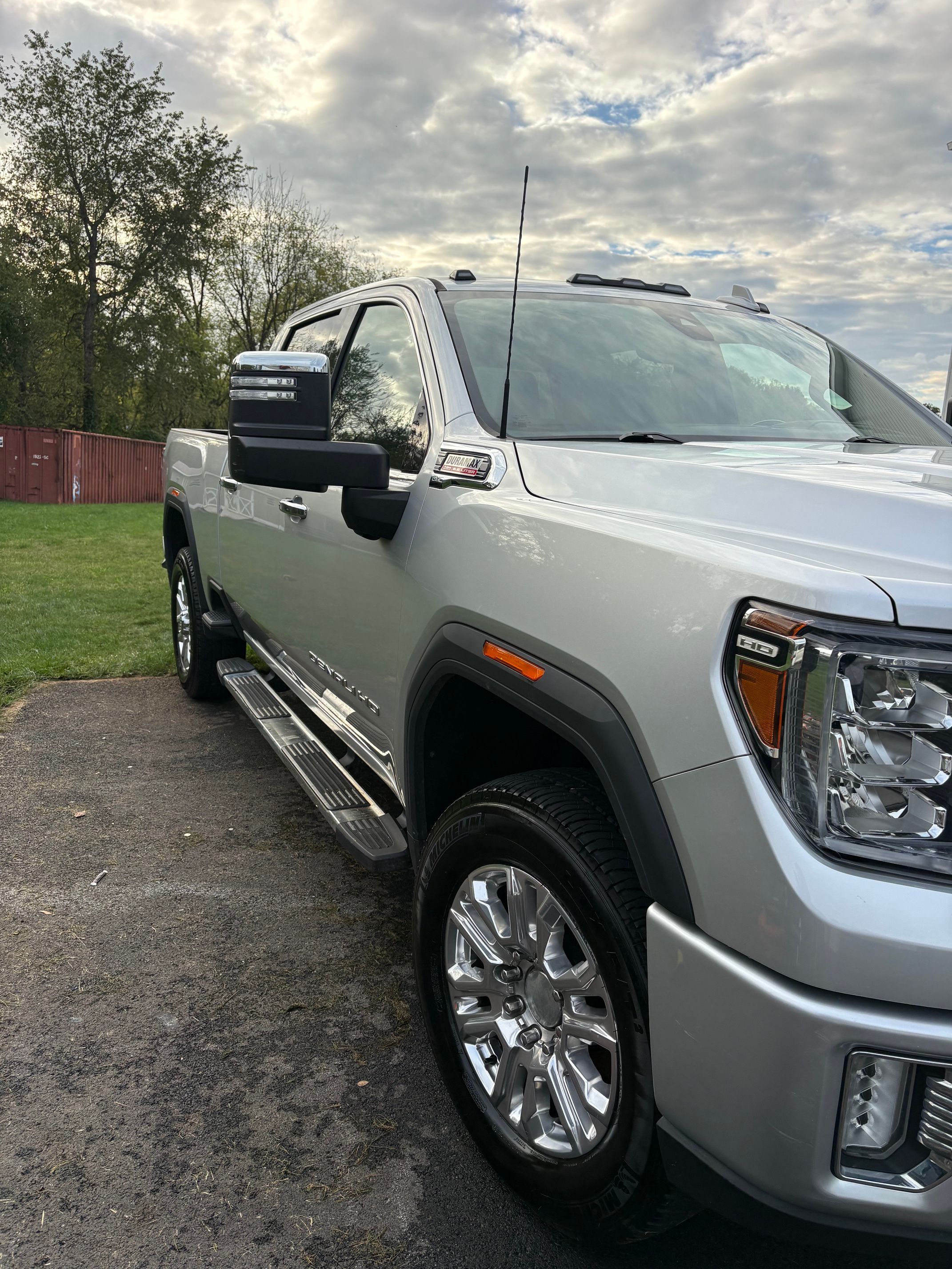 Used 2020 GMC Sierra 2500 Denali w/ Denali Ultimate Package AWD/4WD image 2