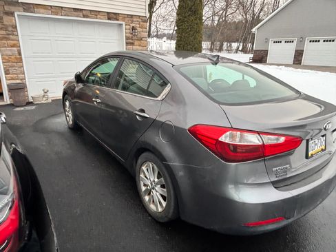 Used 2015 Kia Forte EX w/ Protection Package image 2