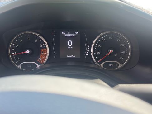 Used 2022 Jeep Renegade Sport w/ Sport Appearance Group image 1