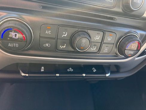 Used 2019 GMC Sierra 1500 SLE w/ SLE Value Package image 22