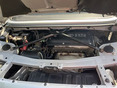 Used 2000 Toyota MR2 image 5