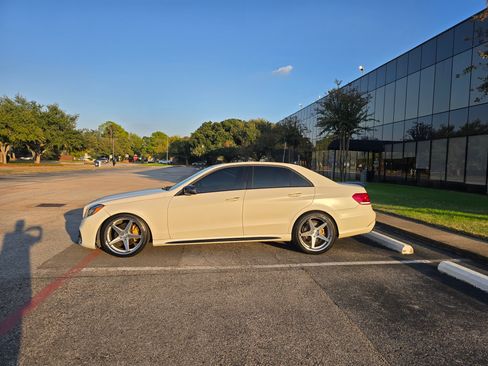 Used 2014 Mercedes-Benz E 350 Sedan image 9