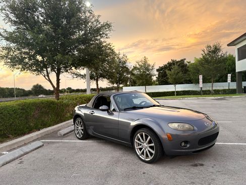 Used 2007 MAZDA MX-5 Miata Touring RWD image 17
