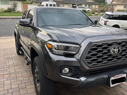 Used 2023 Toyota Tacoma TRD Off-Road image 9
