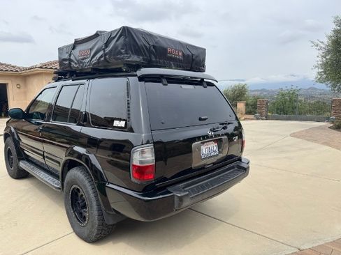 Used 2000 INFINITI QX4 4WD image 10