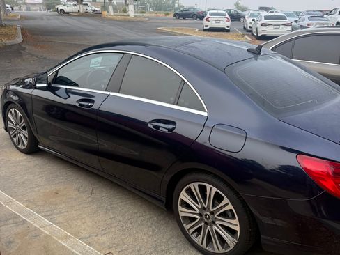 Used 2018 Mercedes-Benz CLA 250 image 4