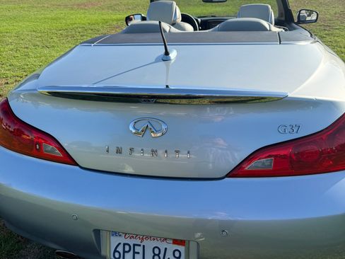 Used 2010 INFINITI G37 Sport w/ Premium Pkg image 15